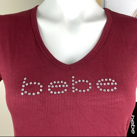 Bebe Ribbed V-Neck Tee - NWT - Picture 3 of 10